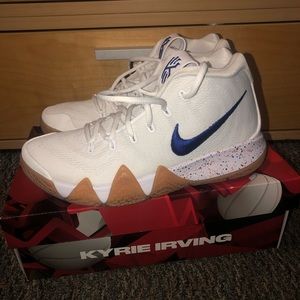 Kyrie 4’s